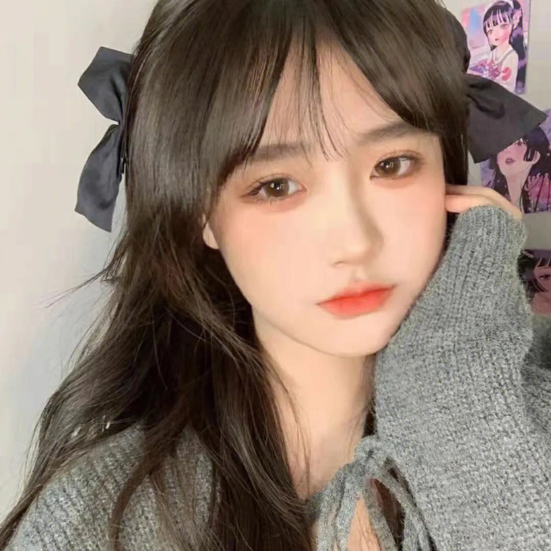 娇憨女郎
